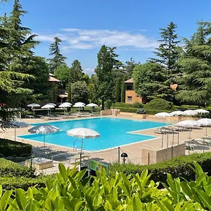 https://casa-punta-gro.it-lombardy.com