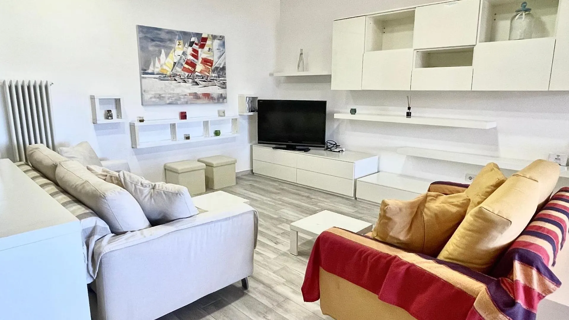 Comodo Appartamento Casa Razzoli Palau 0*,  Olaszország